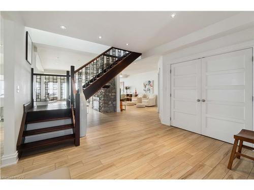 899 Edgemere Road, Fort Erie, ON - Indoor Photo Showing Other Room