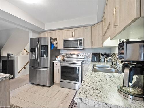 45-340 Prospect Point Road N, Ridgeway, ON - Indoor Photo Showing Kitchen With Double Sink