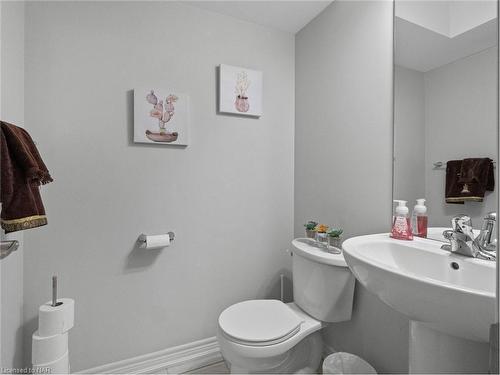 45-340 Prospect Point Road N, Ridgeway, ON - Indoor Photo Showing Bathroom