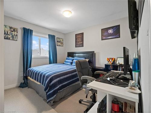 45-340 Prospect Point Road N, Ridgeway, ON - Indoor Photo Showing Bedroom