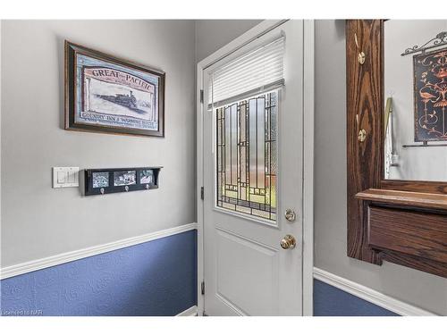 33 Drury Crescent, St. Catharines, ON - Indoor Photo Showing Other Room