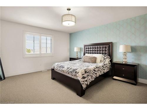 36 Silverwood Avenue, Welland, ON - Indoor Photo Showing Bedroom