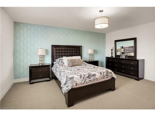 36 Silverwood Avenue, Welland, ON - Indoor Photo Showing Bedroom