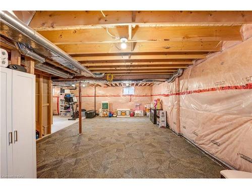 6557 Mary Drive, Niagara Falls, ON - Indoor Photo Showing Basement