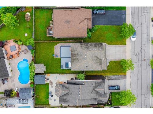 6557 Mary Drive, Niagara Falls, ON - Outdoor With In Ground Pool With View