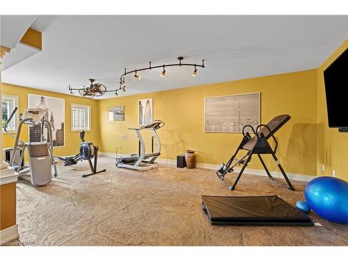 63 Tanbark Road, Niagara-On-The-Lake, ON - Indoor Photo Showing Gym Room