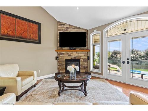 63 Tanbark Road, Niagara-On-The-Lake, ON - Indoor Photo Showing Living Room With Fireplace