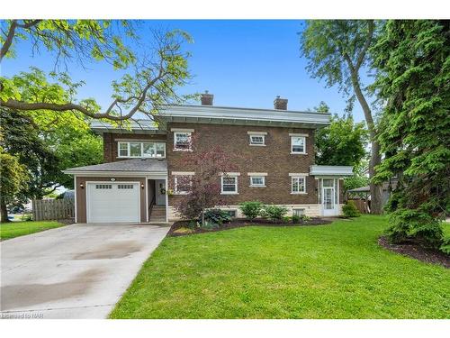 88 Pine Street N, Thorold, ON - Outdoor With Facade