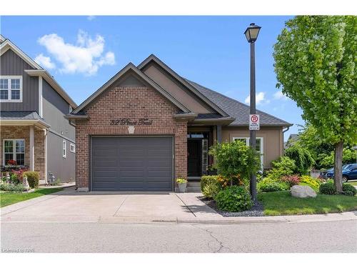 32 Pinot Trail, Niagara-On-The-Lake, ON - Outdoor With Facade