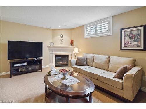 32 Pinot Trail, Niagara-On-The-Lake, ON - Indoor Photo Showing Living Room With Fireplace