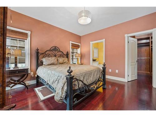 3676 Rebstock Road, Crystal Beach, ON - Indoor Photo Showing Bedroom