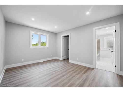 2548 3 Highway, Port Colborne, ON - Indoor Photo Showing Other Room