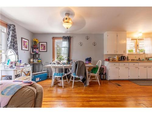 147 Bell Street, Port Colborne, ON - Indoor Photo Showing Dining Room