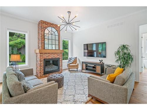 7 Fedorkow Lane, Niagara-On-The-Lake, ON - Indoor Photo Showing Living Room With Fireplace
