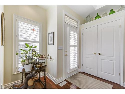 2 Zinfandel Court, Niagara-On-The-Lake, ON - Indoor Photo Showing Other Room