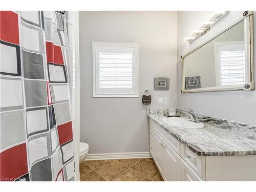 2 Zinfandel Court, Niagara-On-The-Lake, ON - Indoor Photo Showing Bathroom