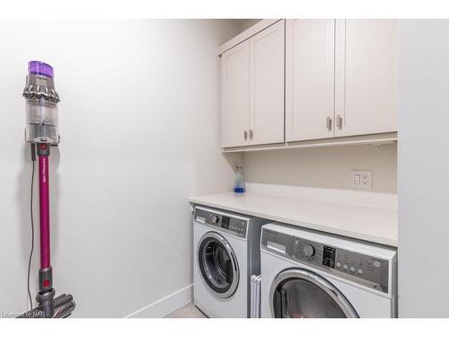 309-57 Lakeport Road, St. Catharines, ON - Indoor Photo Showing Laundry Room