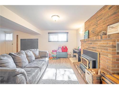 47 Gaspare Drive, Port Colborne, ON - Indoor With Fireplace