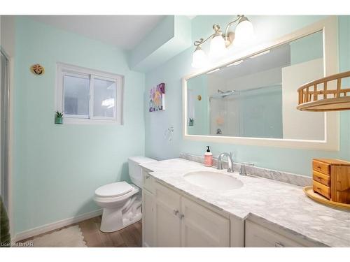 47 Gaspare Drive, Port Colborne, ON - Indoor Photo Showing Bathroom