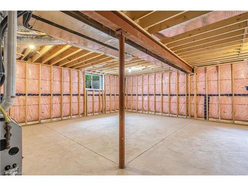 201 Hodgkins Avenue Avenue, Thorold, ON - Indoor Photo Showing Basement