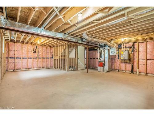 201 Hodgkins Avenue Avenue, Thorold, ON - Indoor Photo Showing Basement