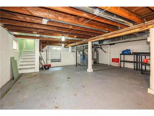 4830 Ontario Avenue, Niagara Falls, ON - Indoor Photo Showing Basement