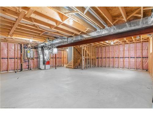 191 Hodgkins Avenue Avenue, Thorold, ON - Indoor Photo Showing Basement