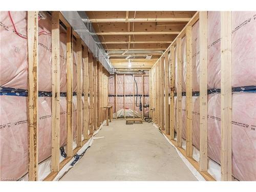 186 Hodgkins Avenue Avenue, Thorold, ON - Indoor Photo Showing Basement