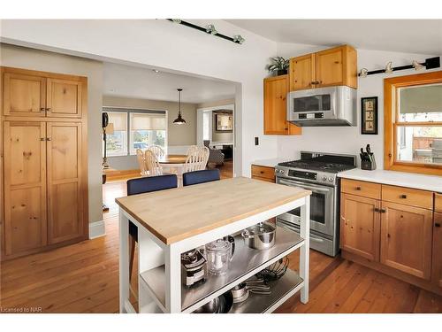 101 Main Street, St. Catharines, ON - Indoor Photo Showing Kitchen