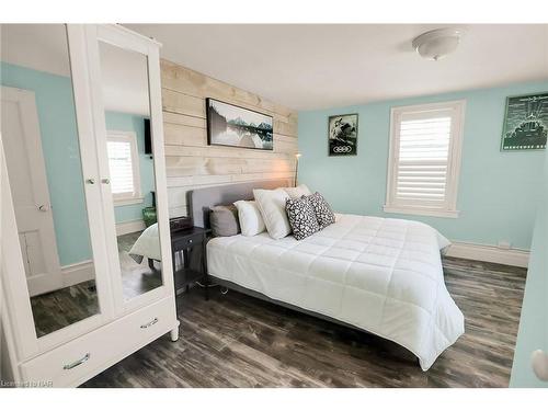 101 Main Street, St. Catharines, ON - Indoor Photo Showing Bedroom