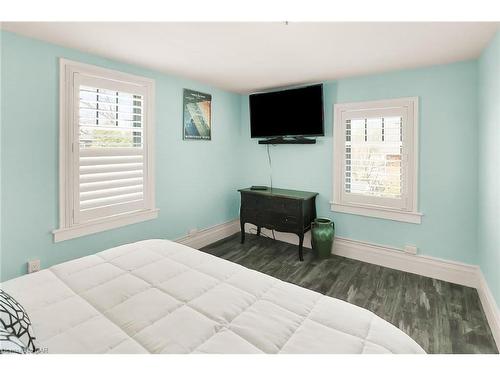 101 Main Street, St. Catharines, ON - Indoor Photo Showing Bedroom