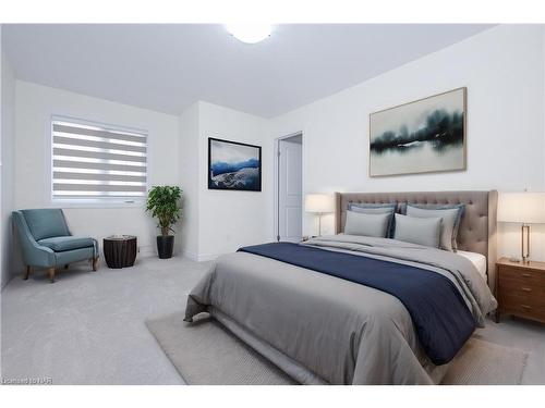 8077 Brookside Drive, Niagara Falls, ON - Indoor Photo Showing Bedroom