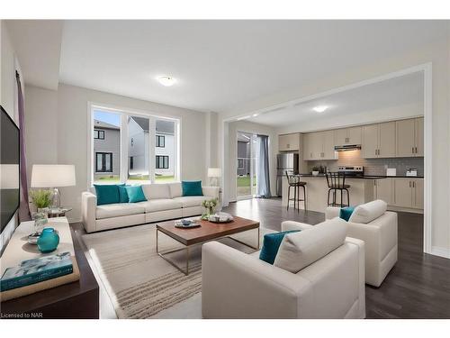 124 Blackbird Way, Hamilton, ON - Indoor Photo Showing Living Room