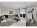 7693 Ronnie Crescent, Niagara Falls, ON  - Indoor Photo Showing Living Room 