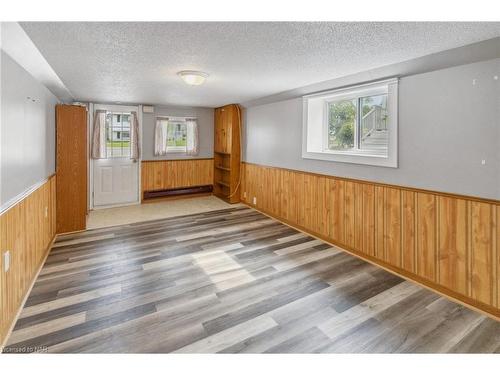 373 Killaly Street E, Port Colborne, ON - Indoor Photo Showing Kitchen With Double Sink