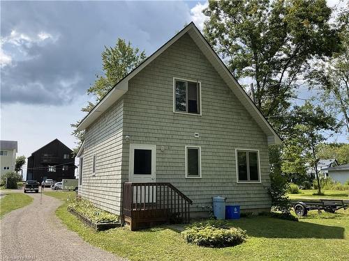 4337 Erie Rd Road, Crystal Beach, ON - Outdoor