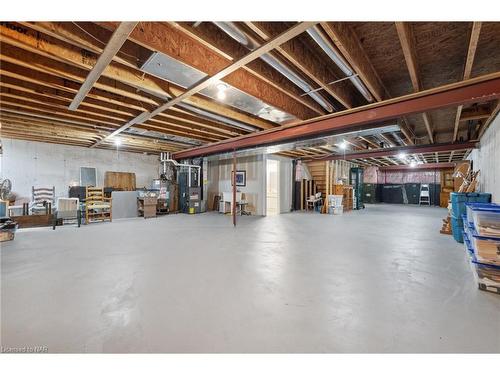 18-1439 Niagara Stone Road, Niagara-On-The-Lake, ON - Indoor Photo Showing Basement