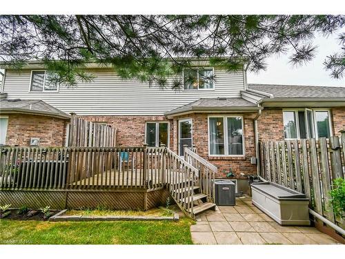 28-5070 Drummond Road, Niagara Falls, ON - Outdoor