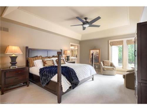 11 Norris Place, St. Catharines, ON - Indoor Photo Showing Bedroom