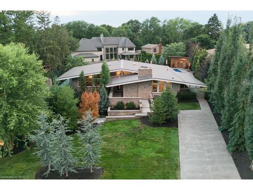 2 Mallette Crescent, Niagara-On-The-Lake, ON - Outdoor