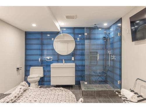 2 Mallette Crescent, Niagara-On-The-Lake, ON - Indoor Photo Showing Bathroom