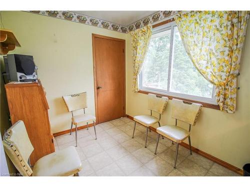 8204 Schisler Road, Niagara Falls, ON - Indoor Photo Showing Other Room