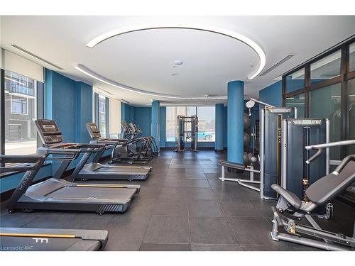 1611-385 Winston Road, Grimsby, ON - Indoor Photo Showing Gym Room