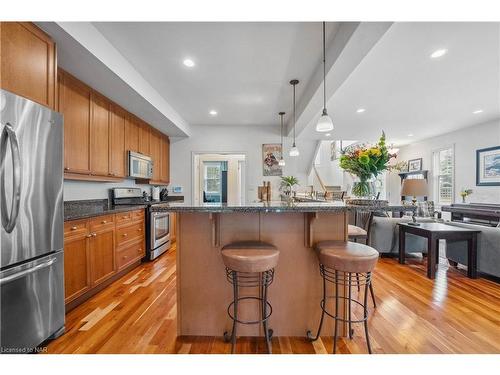 1270 Niagara Stone Road, Niagara-On-The-Lake, ON - Indoor Photo Showing Kitchen With Stainless Steel Kitchen With Upgraded Kitchen