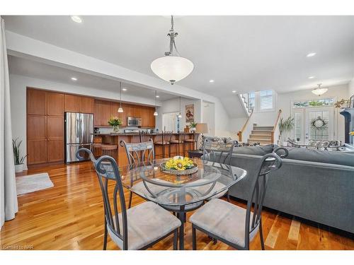 1270 Niagara Stone Road, Niagara-On-The-Lake, ON - Indoor Photo Showing Dining Room