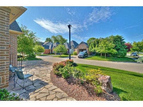 2 Seyval Place, Niagara-On-The-Lake, ON - Outdoor