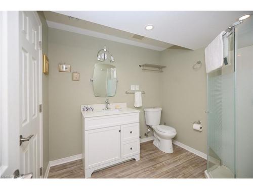 2 Seyval Place, Niagara-On-The-Lake, ON - Indoor Photo Showing Bathroom