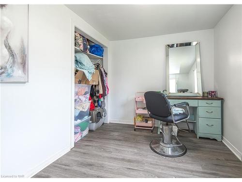 3224 Maple Avenue, Fort Erie, ON - Indoor Photo Showing Laundry Room