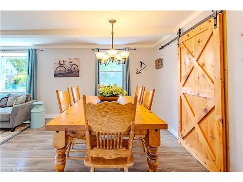 289 Derby Road, Crystal Beach, ON - Indoor Photo Showing Dining Room