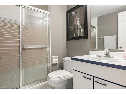 2502-701 Geneva Street, St. Catharines, ON - Indoor Photo Showing Bathroom